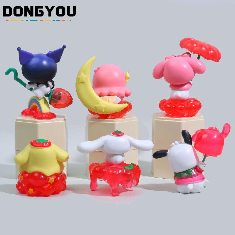 Набор слепых коробок Sanrio Красная клубника: Милые Ручная Роспись Мультяшные Фигурки, Куклы из Автомата с Призами, Девочковые Настольные Украшения в Форме Сердца