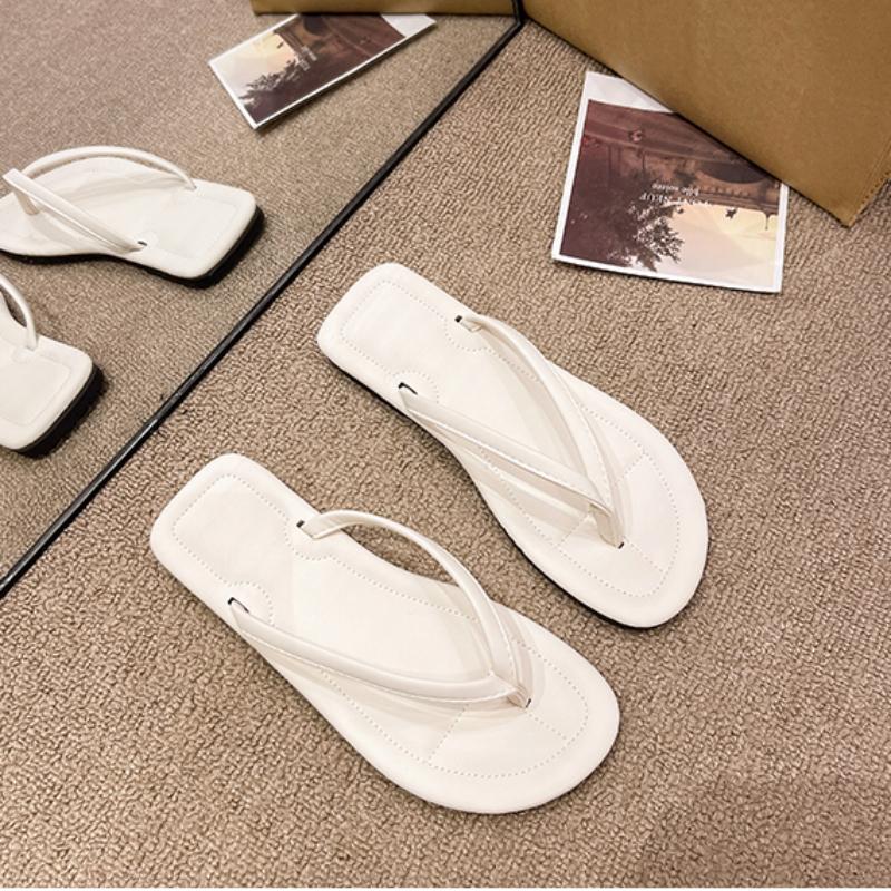 Женские сандалии, лето 2024, новая версия, шлепанцы с застежкой на носок, уличные модные повседневные нескользящие сандалии на плоской подошве, женские пляжные шлепанцы