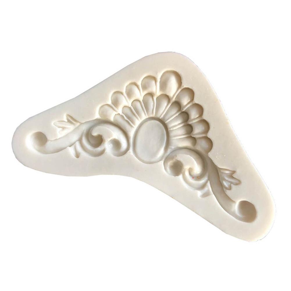 Retro DIY Lace Mat Silicone Mold Sugarcraft Fondant Cake Decorating Baking Tool