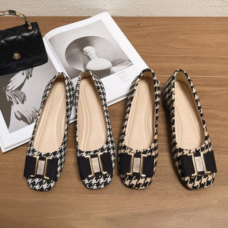 Square Toe Flat Shoes for Women's Spring Metal Buckle Shallow Mouth Women's Shoes Large Size 44 45 46 Ladies Luxury Shoes Women