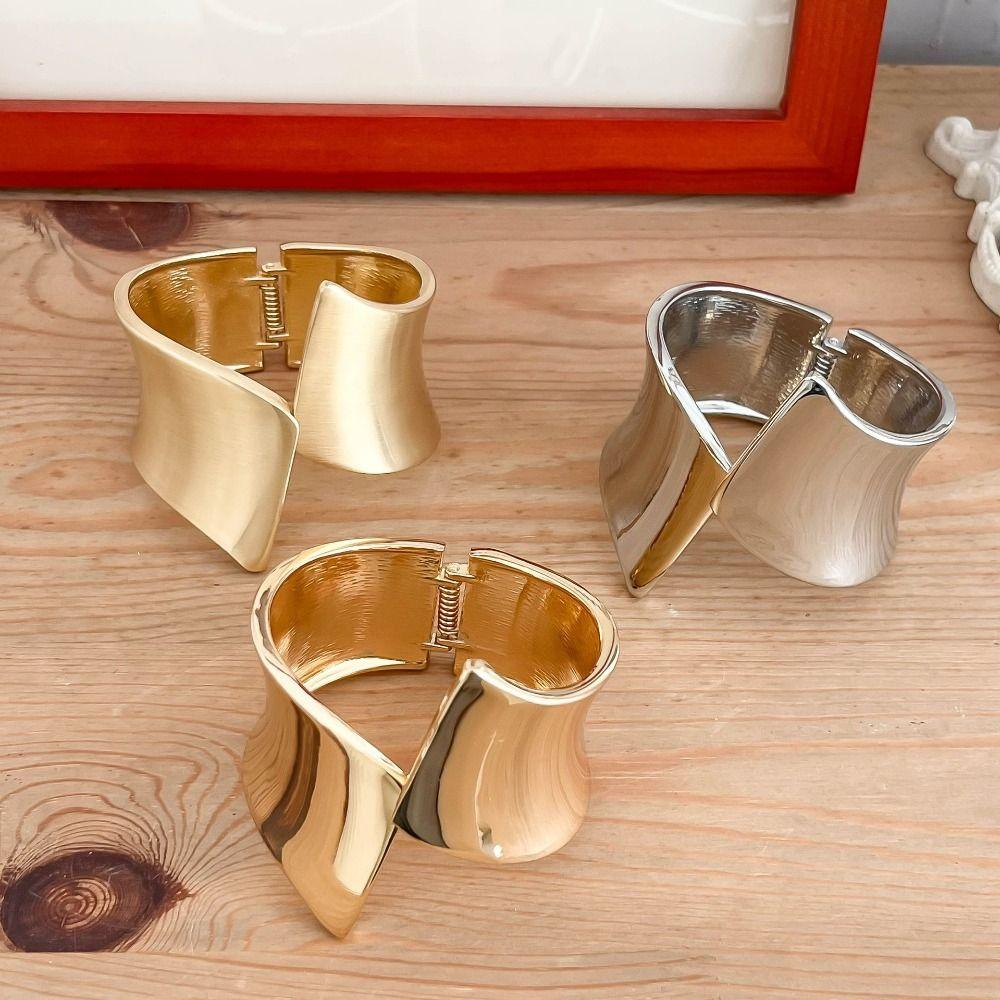 Goth Chunky Heavy Bracelet Exaggerated Fashion Punk Bangle Minimalist Wide Open Bracelet  Women
