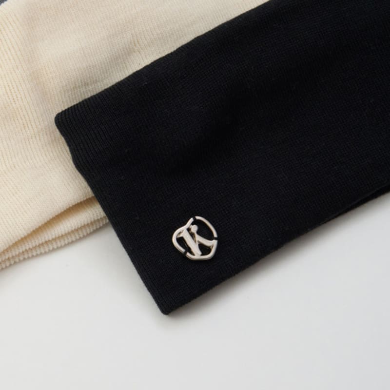 Fakiii Fakiii Базовая вязаная повязка для волос_Черная