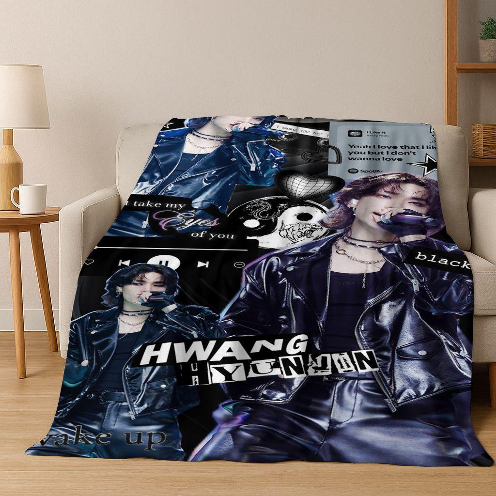 3D Hyunjin Solo KPOP Singer Flannel Blanket,Warm and Cozy Soft Throw Blanket for Home Bedroom Bed Sofa Picnic Office Cover Gift