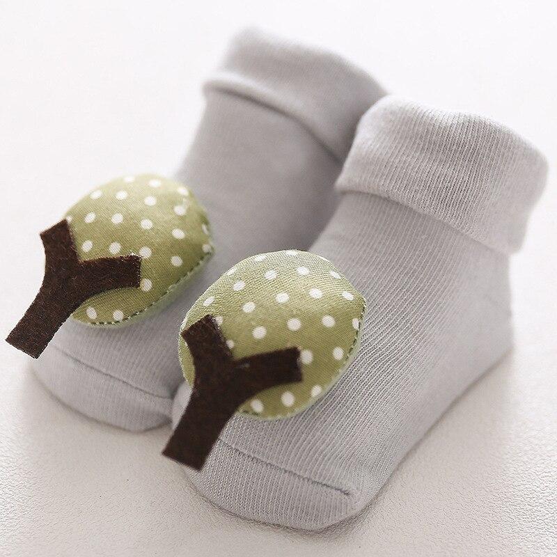 Новые весенне-летние носки с 3D куклами с героями мультфильмов, резиновые Нескользящие носки-тапочки для новорожденных, хлопковые носки для маленьких мальчиков и девочек