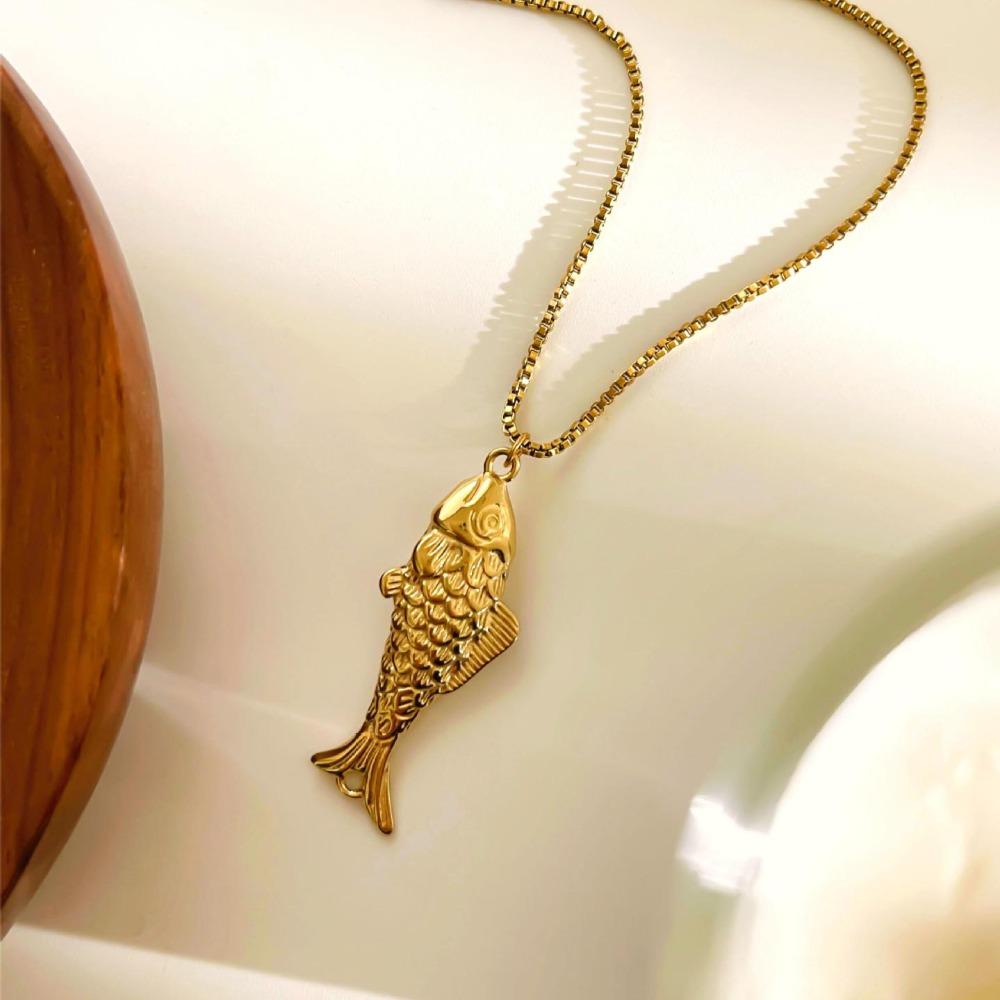 Золотое мини-ожерелье с рыбкой Ювелирные изделия Океанский стиль Пляжная цепочка Чокер Ожерелье с подвеской-рыбкой Море Пляж