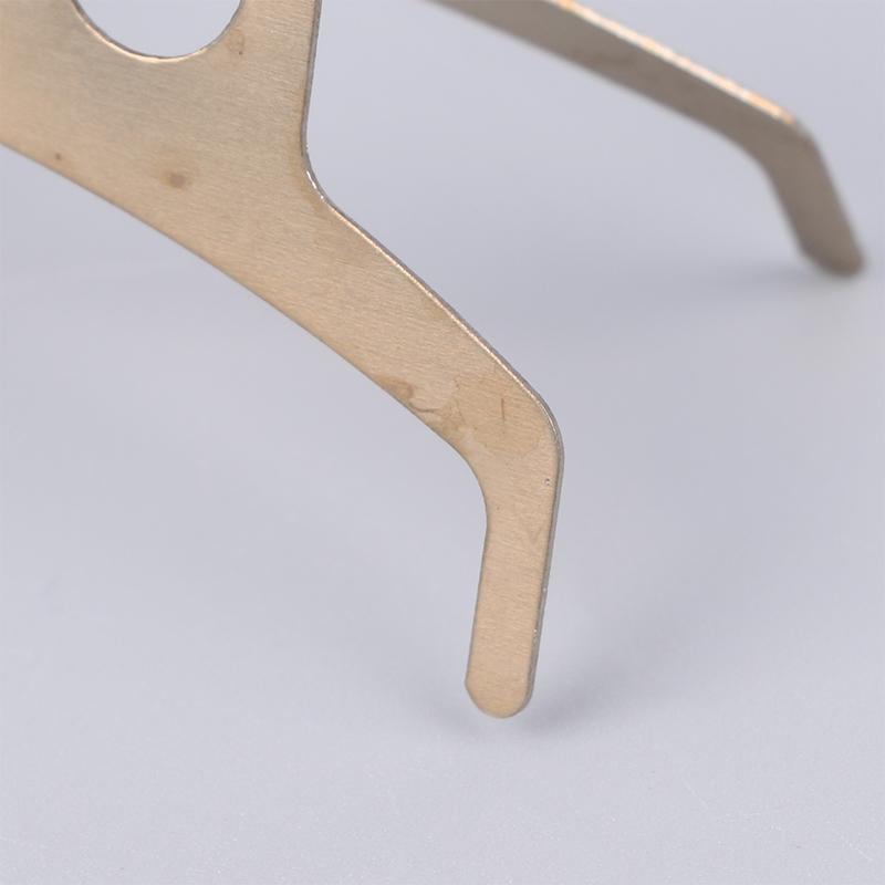 2 шт. Аксессуары для дискового тормозного насоса электромобиля Зажим Пружина Автоматический разделитель Пружина тормозной колодки Деталь дискового тормоза Шрапнель