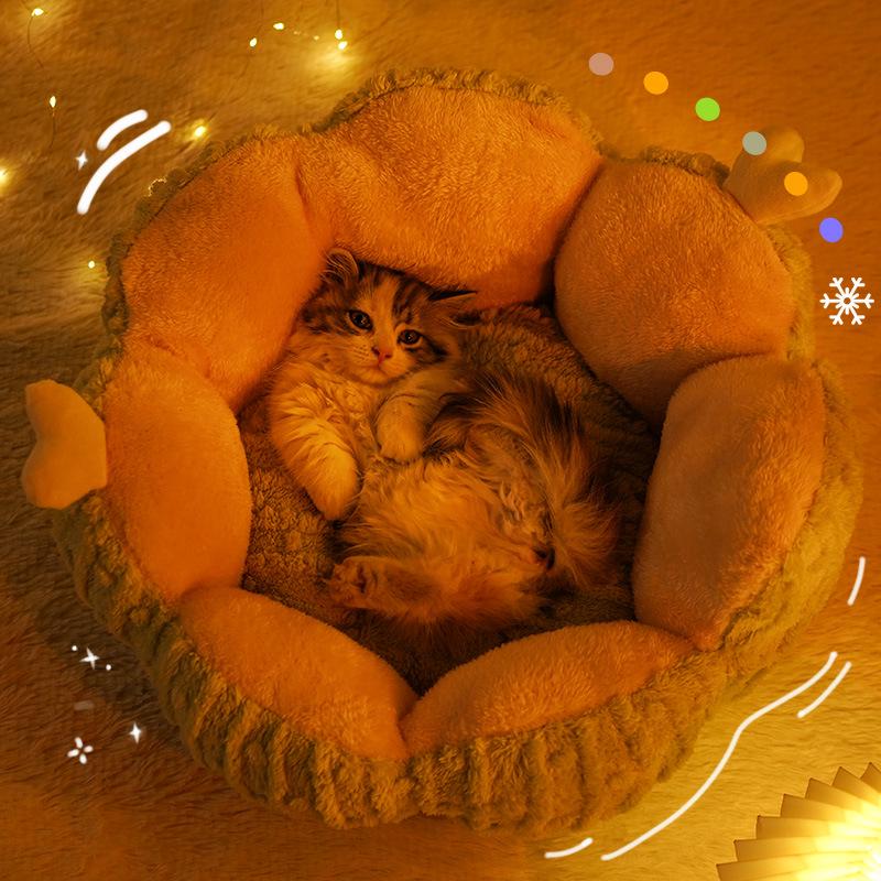 Уютная кошачья лежанка на все четыре сезона и закрытое гнездо для питомца