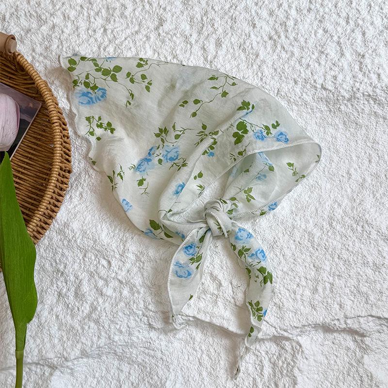 Треугольный шарф шарф женский литературный новый цветочный маленький шарф шелковый шарф высококачественный головной платок летняя женская пасторальная повязка для волос