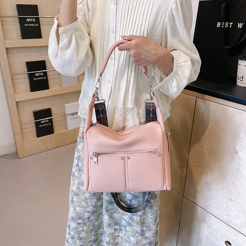 Ielgy Korean Version Trendy Female Bag Fashion Armpit Order Shoulder Crossbody