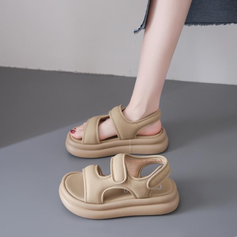 Удобная и универсальная женская верхняя одежда на липучке лето 2025 пляжная обувь спортивные сандалии нескользящие новая обувь на платформе