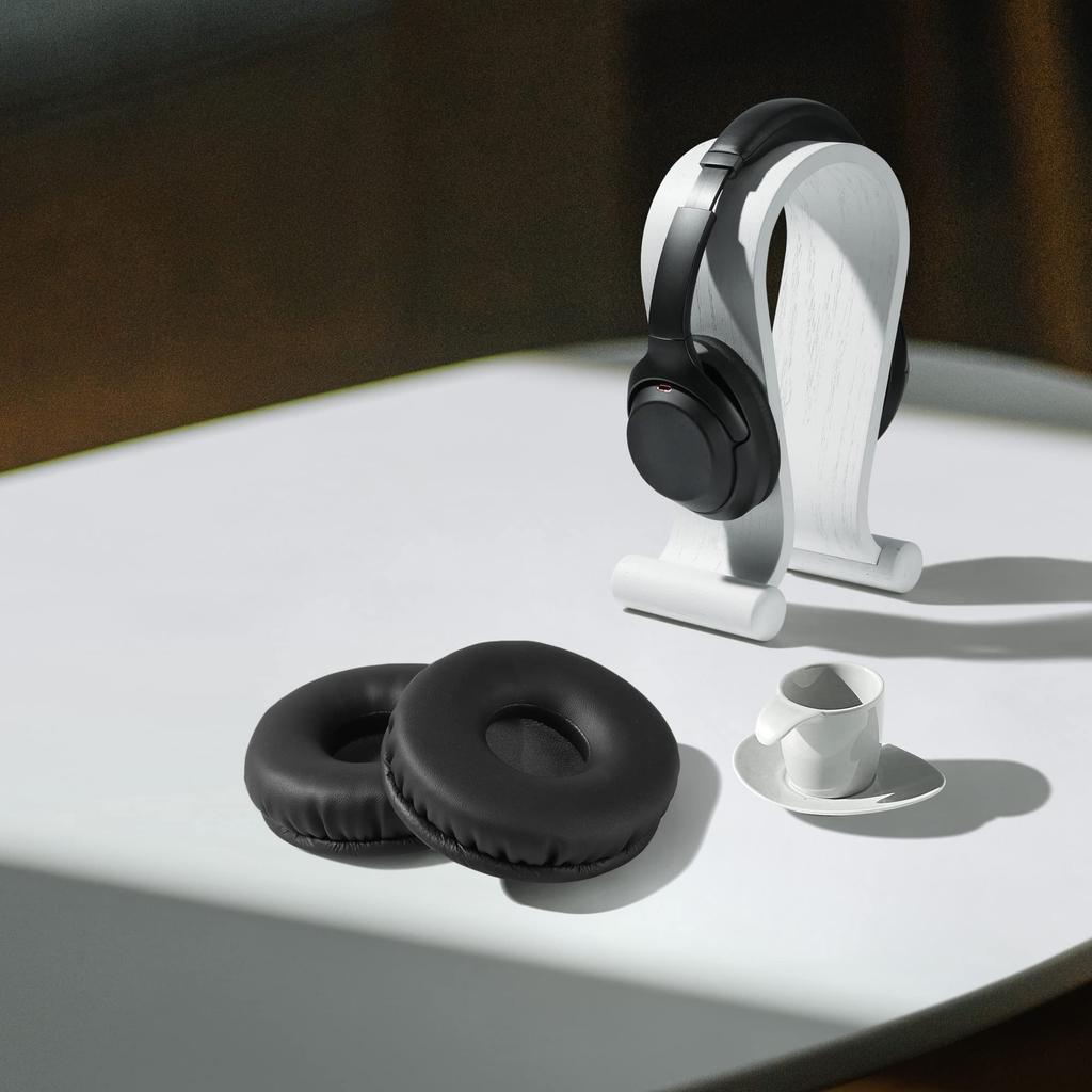 Чехол для наушников kwmobile 2x, совместимый со сменными амбушюрами Sony, искусственная кожа, черный WH-XB700 -