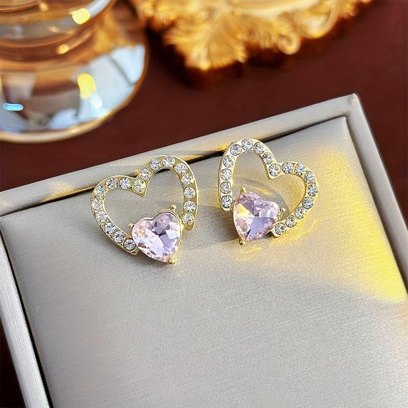 «Серьги-бантики из серебряных игл с жемчугом и цирконием»: Нишевый дизайн, стильный и универсальный, легкий роскошный аксессуар высокого класса.