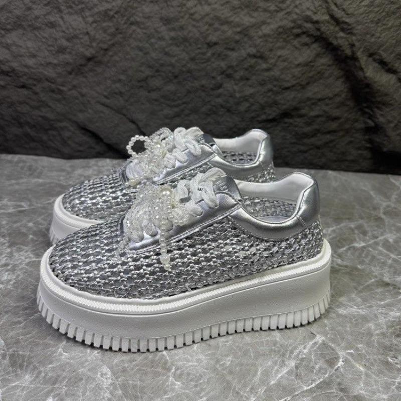 Модная женская обувь 2025 Лето Новые увеличивающие рост сетчатые дышащие туфли на платформе Легкие на шнуровке с бантом Повседневная обувь