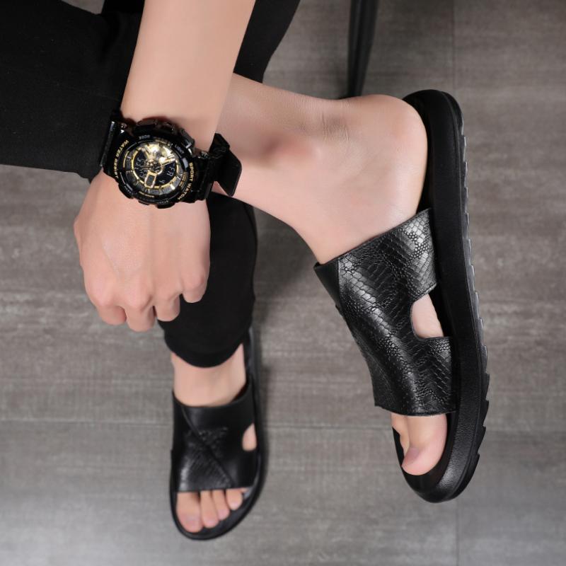 Luxury Men's Slippers 2024 New Trend Personalized Fashion Cowhide Sandals Summer Outwear Outdoor Casual Non Slip Slippers Men