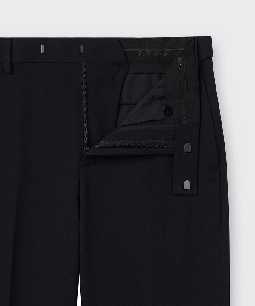 MUSINSA STANDARD Straight Hidden Banding Slacks [Black]