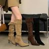 Женские остроносые ботфорты на высоком каблуке, новинка осени 2025 года, французский хаки, на тонком каблуке, плиссированные ботфорты-чулки, ботфорты-рыцари