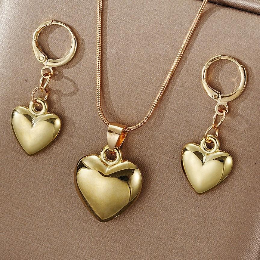 European and American new peach heart necklace set jewelry set love necklace set necklace earrings two-piece set
