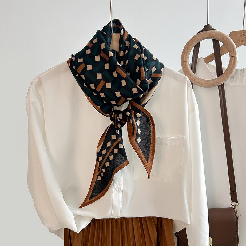 Premium Trend Simple Geometric Printing Simulation Silk Single-layer Parallel Scarf Women's Niche Retro Wool Feel Silk Scarf