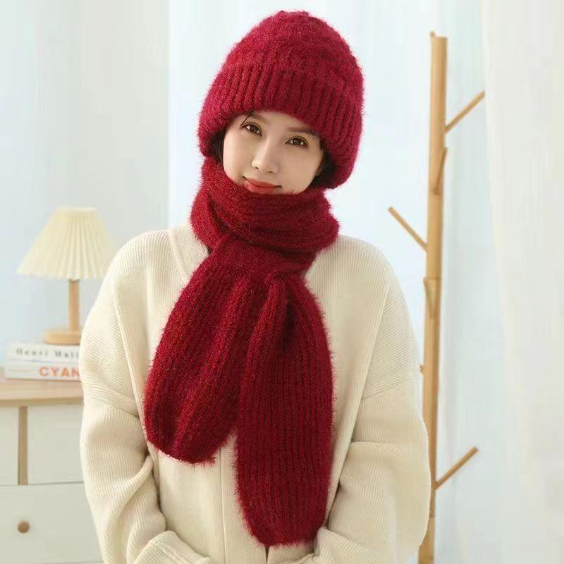 Winter Squirrel Fleece Knitted Windproof and Cold-resistant Plus Fleece Ladies Hat Scarf One-piece Woven Laminated Snow Hat