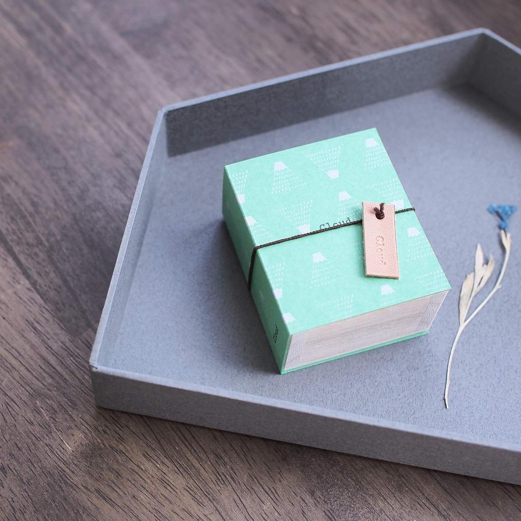 Расслабляющее ожерелье с кошкой из серебра 925 пробы с подарочным облаком-ювелирными изделиями (Драгоценности в облаке) CN-1 [Деревянный ящик] CN-1