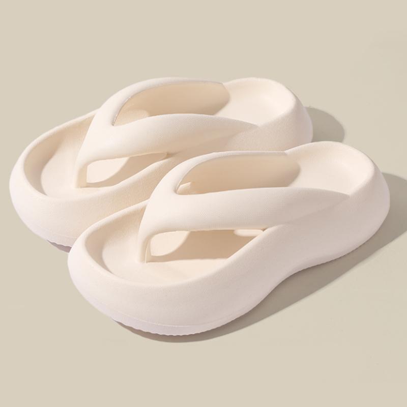 Летние мягкие шлепанцы женские с клипсой на мыске, толстые тапочки-облака, женские однотонные сандалии на толстой платформе