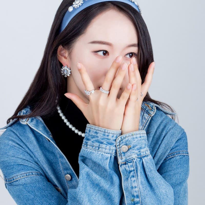 АВГУСТ АЛИСА Смелая Цветок Кристалл Сатиновая Повязка на Голову [Синий]