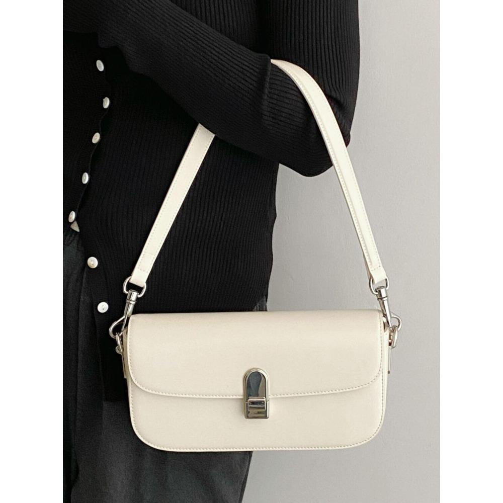 Нишевый дизайн модная текстура подмышечная сумка женская 2025 новая осенне-зимняя универсальная сумка-багет одно плечо сумка-почтальон женская