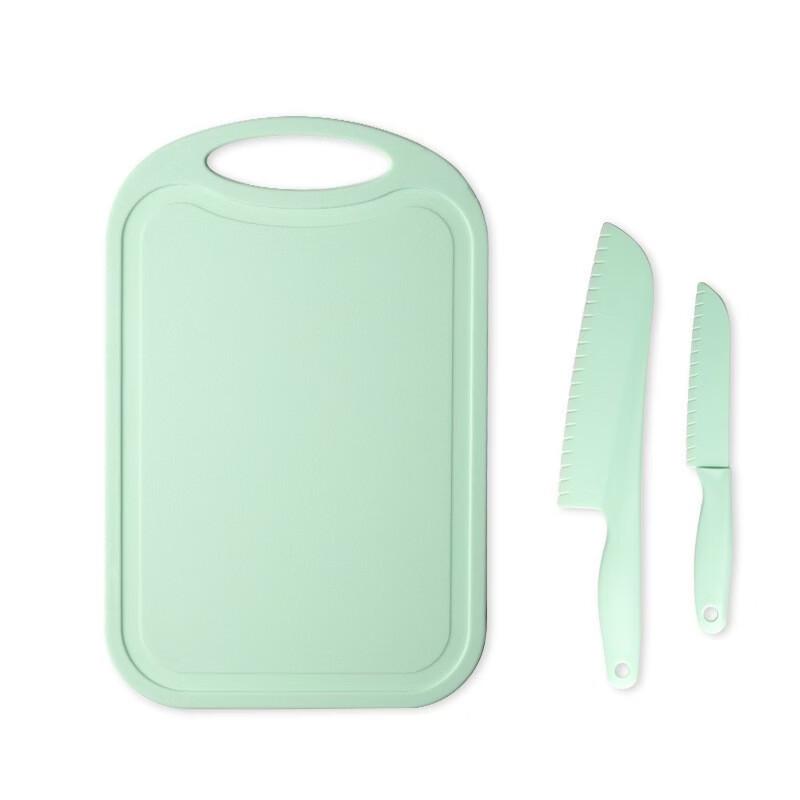 Portable Plastic Chopping Board & Cutlery Set