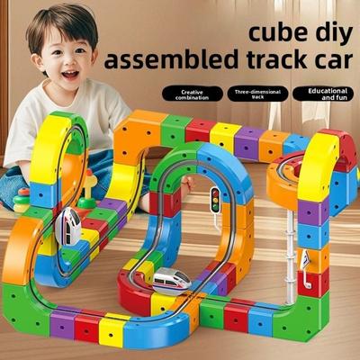 Кубический поезд Электрический Сборный Строительные блоки Сделай сам Автомобильный трек Строительные наборы