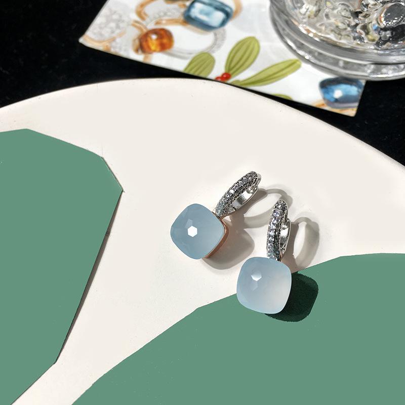 Серьги-пусеты из серебра S925 в стиле знаменитостей – Грибовидная головка с бриллиантовой инкрустацией и квадратным камнем конфетного цвета