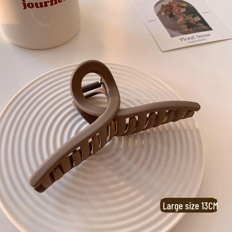 Большая женская шпилька высокого класса: Новая модель Shark Clip 2025 года на осень/зиму