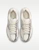 HQ2056-108 Женские Nike Air Max Moto 2K Бледно-слоновая костьМеталлический серебристый (Женский)