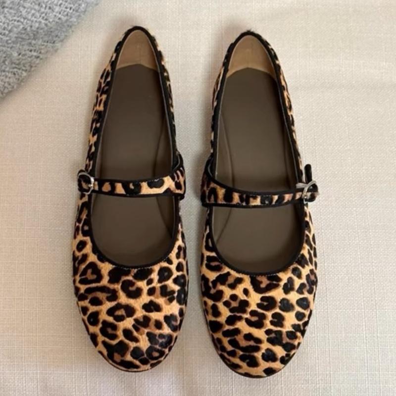 Fashion Summer Women Leopard Flat Shoes 2025 Round Toe Laofers Elegant Fashion Ballet Mary Janes Buckle Up Soft Women Flats Shoes