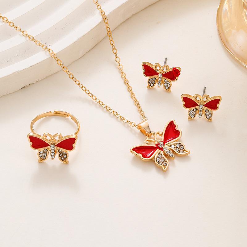 Elegant Women's Luxury Diamond Butterfly Jewelry Set: Necklace, Ring, and Earrings