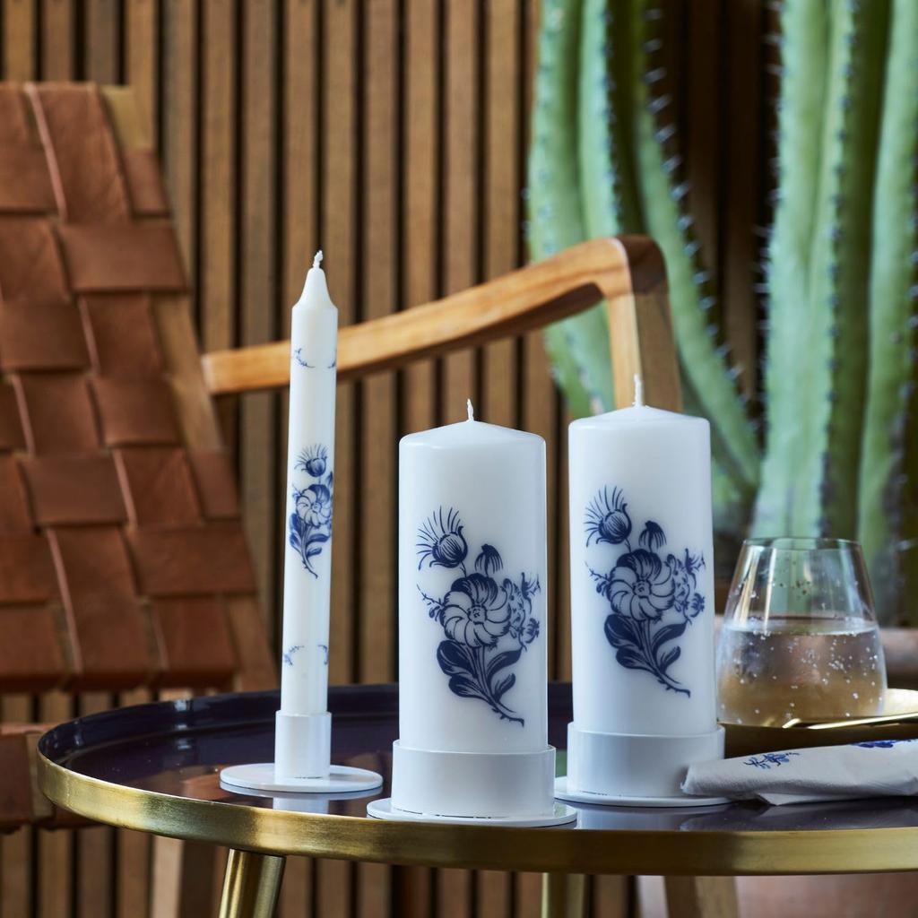 Салфетки бумажные DANA COLOR ROYAL CLASSIC M размер 33x33 см сложены 20 штук размер обеденный Дания подлинный продукт сертификация FSC этикетка Scandinavian Swan