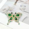 Vintage Light Luxury Emerald Rhinestone Butterfly Brooch Women's Summer Anti-light Shawl Buckle Pin Small Suit Jacket Accessories
