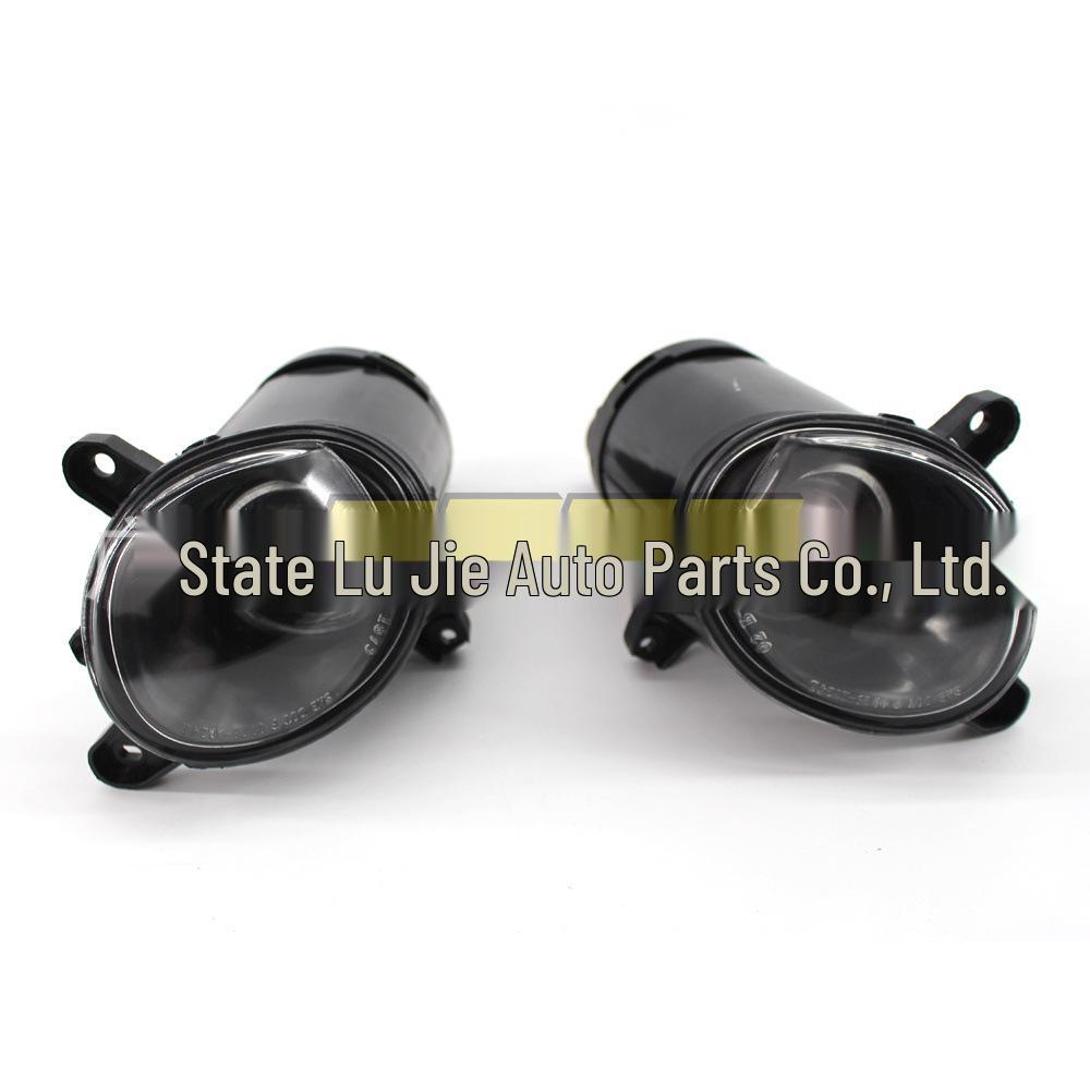 Compatible Fog Light Bar for Volkswagen Passat B5.5 (2000-2005) - 3B7941699A/3B7941700A