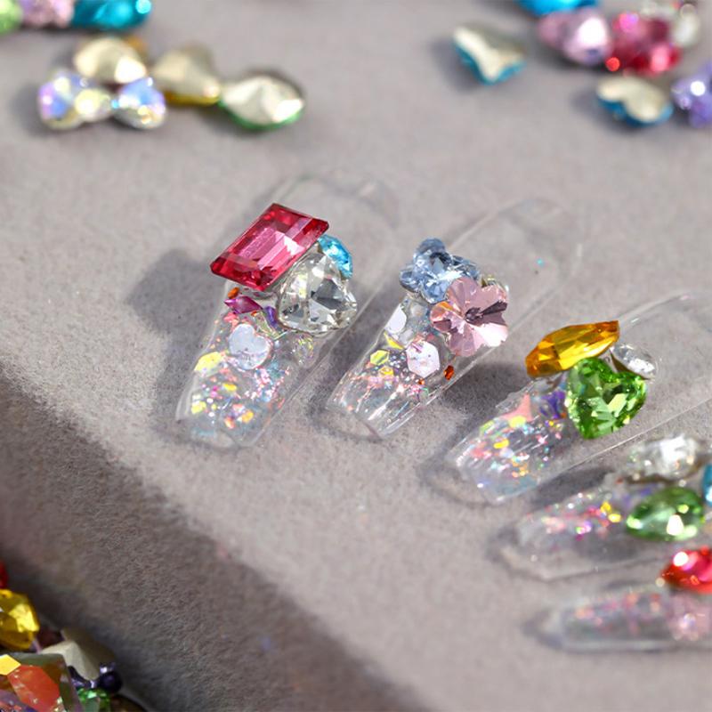 20 шт. Смешанные размеры Различная форма Ноготь 3D Стеклянные кристаллы Бриллианты Любовь Искажает Сердце Супер Блестящие Шармы Драгоценные камни Камни Д