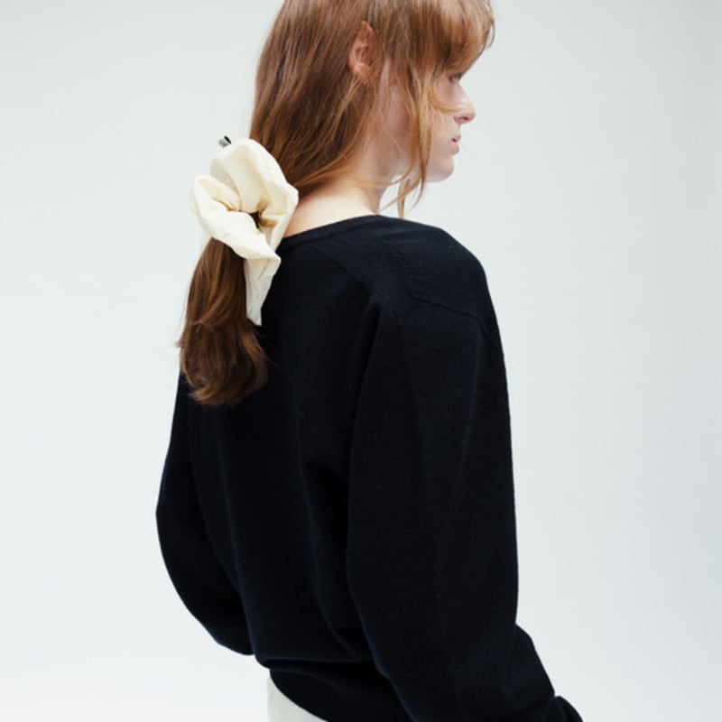 Двухцветная резинка-скранчи H8 (КРЕМОВЫЙ ЦВЕТ)