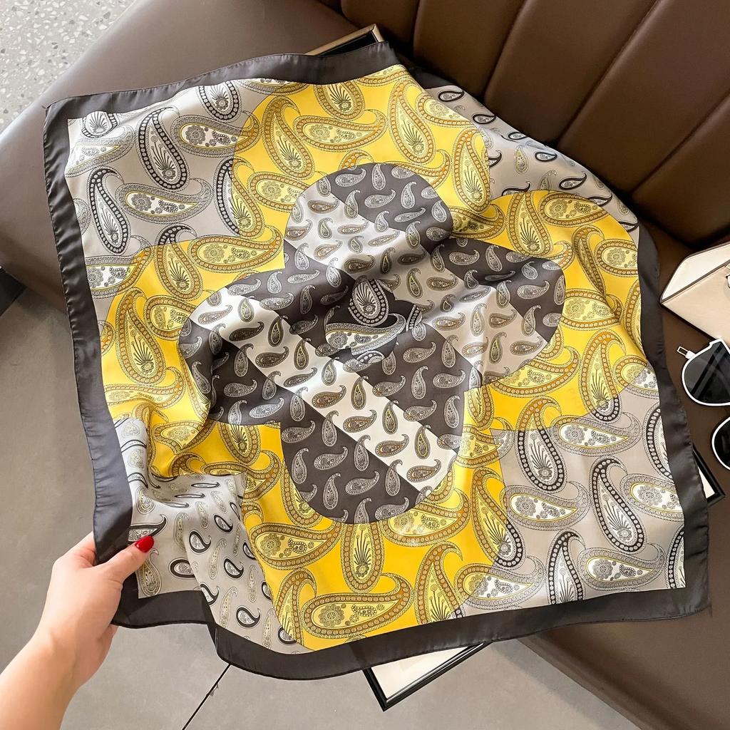 Plaid Silk Square Scarf Women Satin Shawl Wrap Hijab Female Hair Band Wrist Luxury Headkerchief 70*70cm Echarpe Bandana