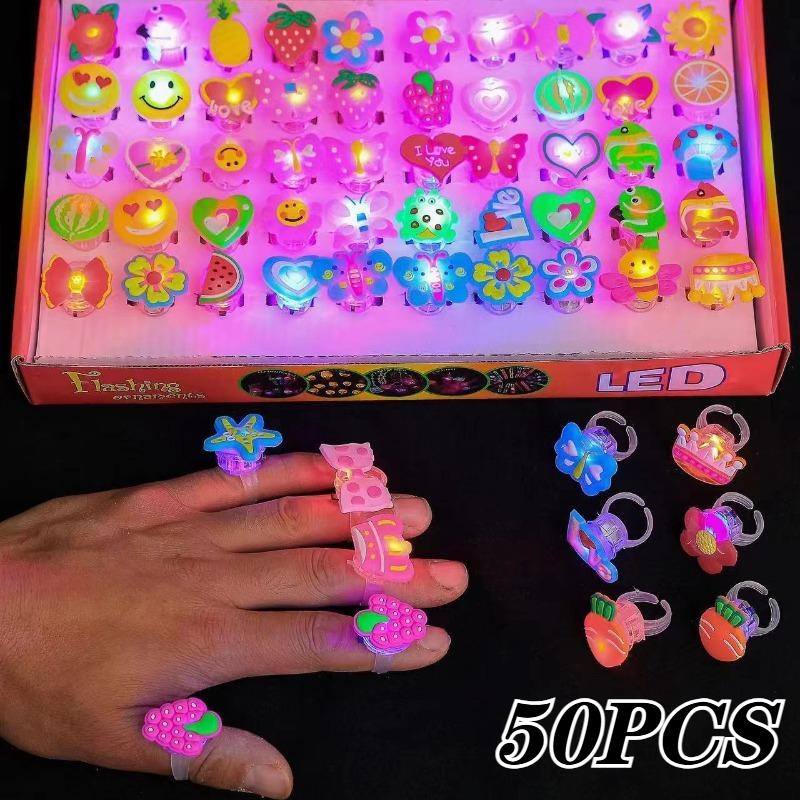 50 шт. Хэллоуин Светодиодные Светящиеся Кольца Светятся в Темноте Мигающие Игрушки для Вечеринки для Детей Подарок для Игры "Конфеты или Жизнь" Набор Колец Украшение
