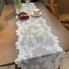 Vintage Lace Table Runner Hollow Flower Pattern Reusable Table Flag for Banquets Weddings Christmas Dinner Table Accessory