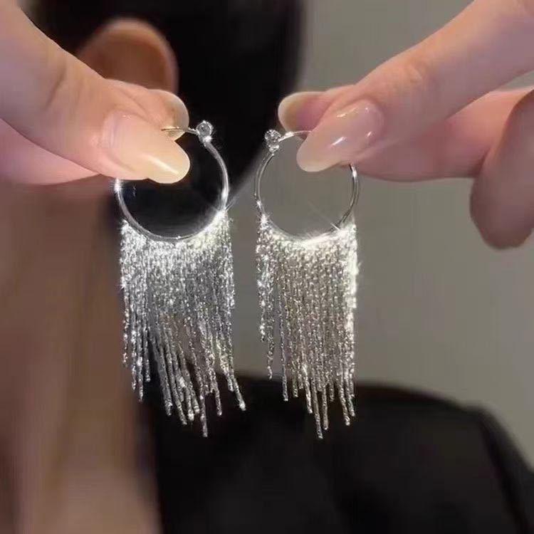 Серьги-кисточки женские модные темпераментные индивидуальные дизайнерские серьги-гвоздики 2023 новые большие серьги серьги