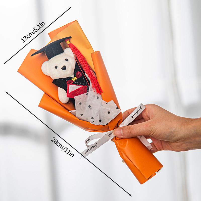 Букет вязаных цветов Выпускной букет 2025 Букет с кавайным мишкой Ручной работы Подарок на выпускной для учителей и студентов