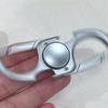 Брелок из цинкового сплава Fidget Spinner Прочный EDC Гаджет Открывалка для бутылок 3-в-1 Многофункциональный инструмент