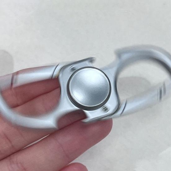 Брелок из цинкового сплава Fidget Spinner Прочный EDC Гаджет Открывалка для бутылок 3-в-1 Многофункциональный инструмент