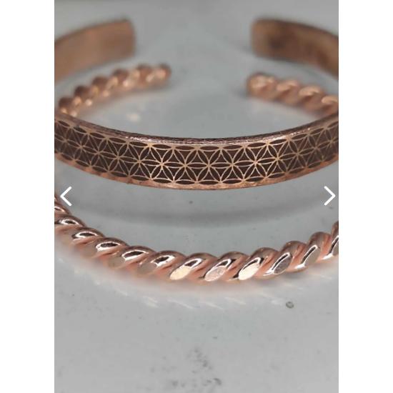 Витой набор из 2 браслетов «Цветок жизни» из чистой меди. 100% медь «Цветок жизни». Подходит для всех запястий.