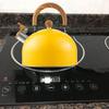 Whistling Tea Kettle Stovetop 2.5 L Heats Up Quickly Houseware Teapot Stainless Steel