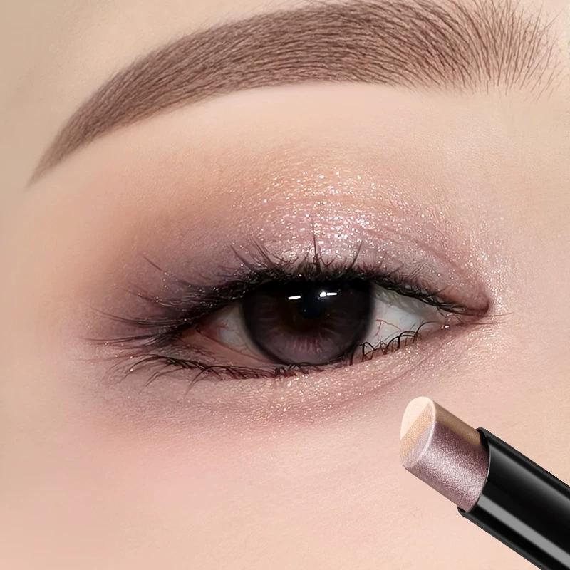 [Must-Have for Lazy People] Three-Color Eyeshadow Stick, Sweat-Proof, Non-Smudging, Non-Fading, One-Swipe Application, Matte and Pearlescent Finish,