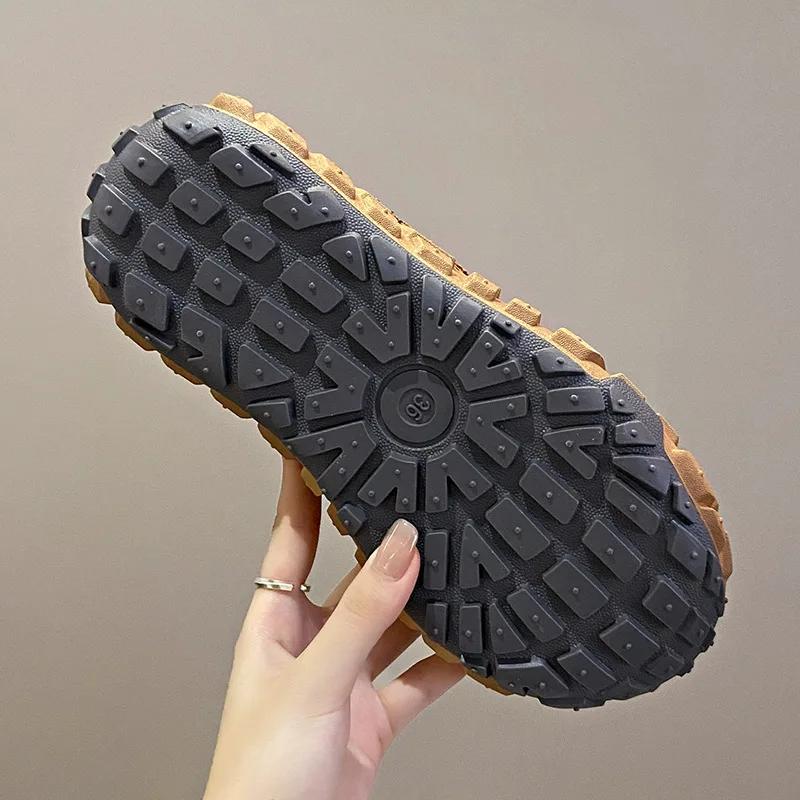 Fashion 2025 New Warm Plush Platform Boots Women Non-slip Thick Sole Luxury Designer Snow Boots Winter Faux Suede Ankle Boots Slippers